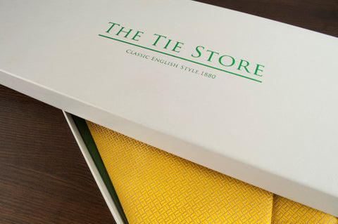 Tie Gift Wrap